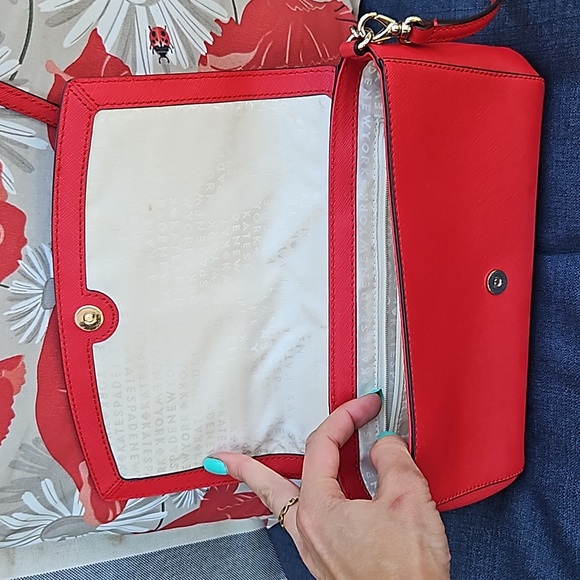 Kate Spade Purse - Picture 4 of 5